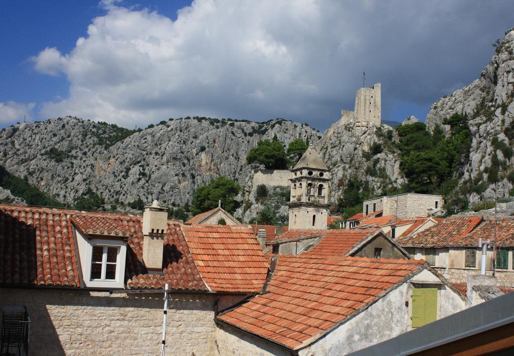 Old Town Apartment Omiš Exterior foto
